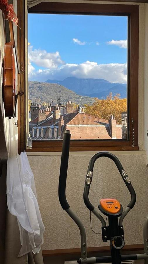 Cosy And Calm In Grenoble City Heart With Free And Large Parking Q-Park Chavant 外观 照片