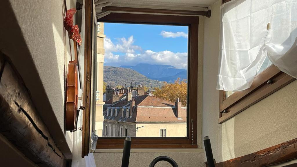 Cosy And Calm In Grenoble City Heart With Free And Large Parking Q-Park Chavant 外观 照片