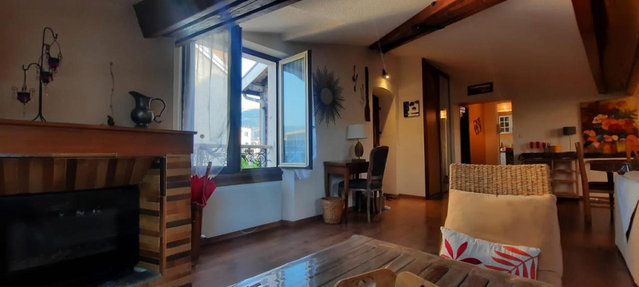 Cosy And Calm In Grenoble City Heart With Free And Large Parking Q-Park Chavant 外观 照片